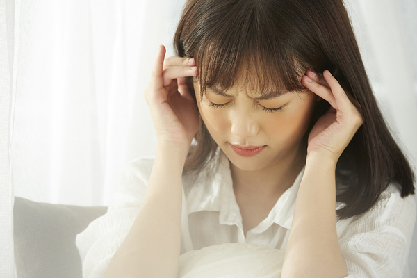 頭痛はどう治せばいい？辛い頭痛の症状と原因、対策法、おすすめの薬をご紹介